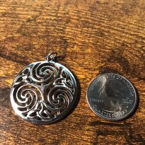 Solvar Rhodium Plated Celtic Knot Pendant